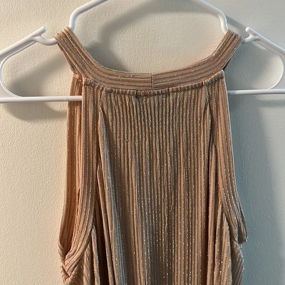 Pink sparkles tank top. - Picture 4 of 5